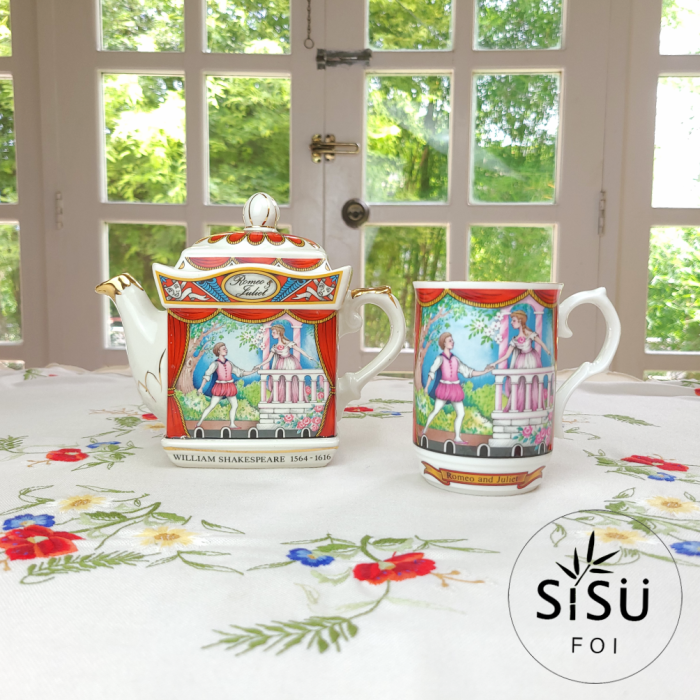 Sadler Romeo and Juliet Tea Pot and Mug